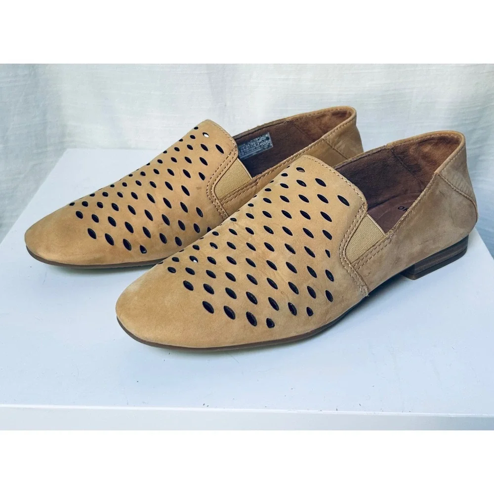 Earth Origins Rocco Yellow Nubuck Leather Perforated Slip On Loafers Womens 9 M